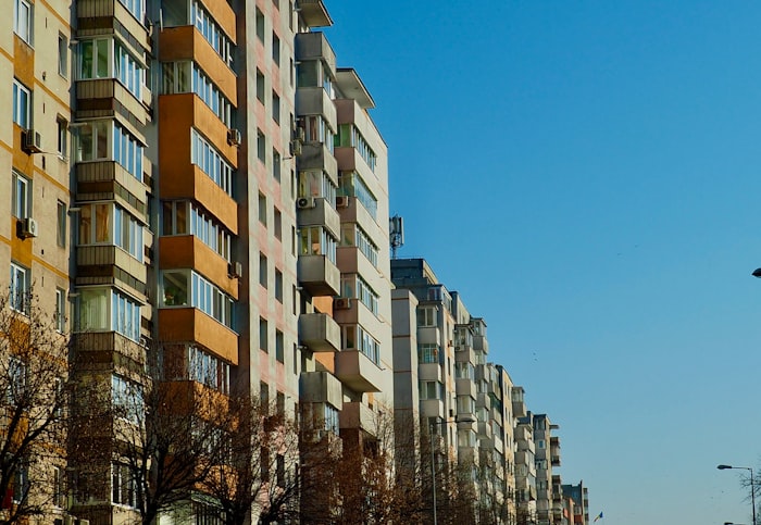Edificio residencial y comunidad de propietarios